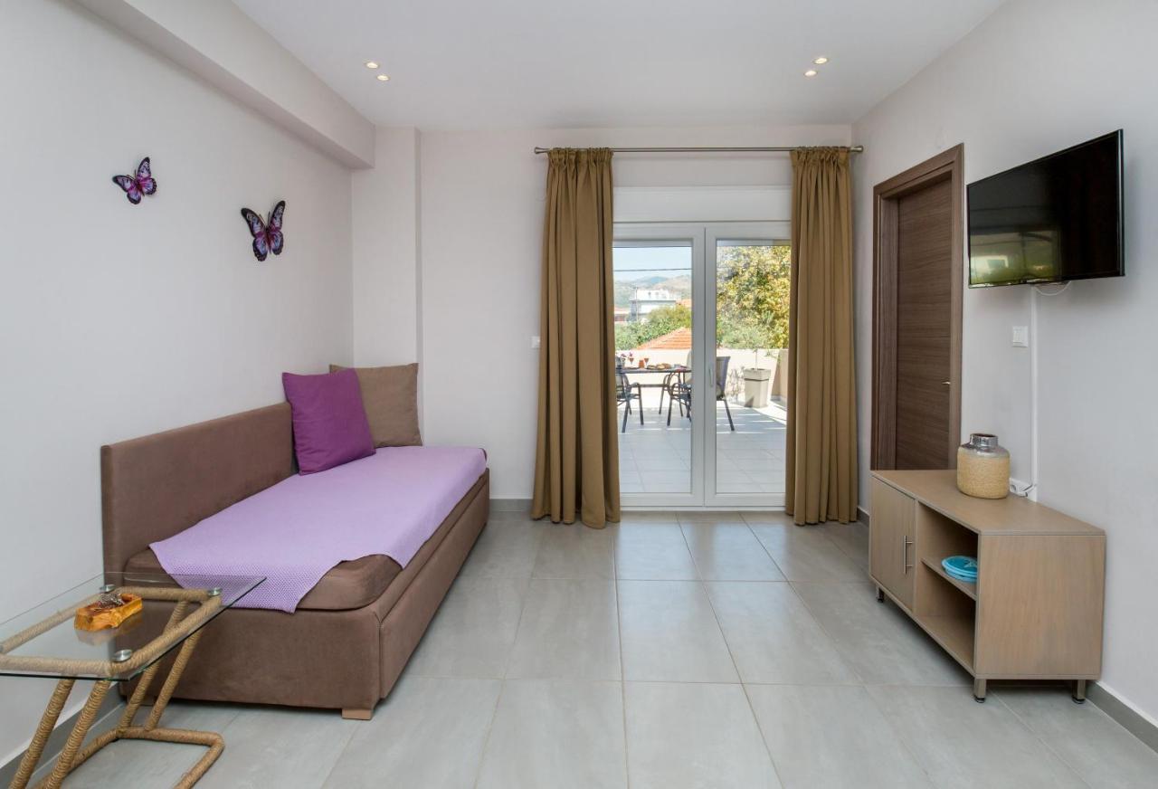 Iria's Luxury * Limenária